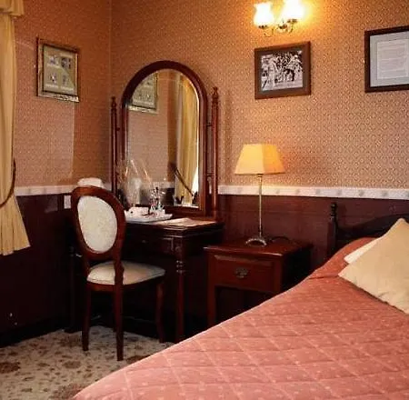 The Butlers 3*